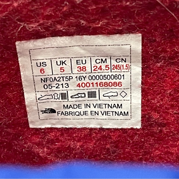 The North Face Vibrant Blue Insulated Boots size 6. Thermafelt. Pre-owned. - Picture 9 of 14